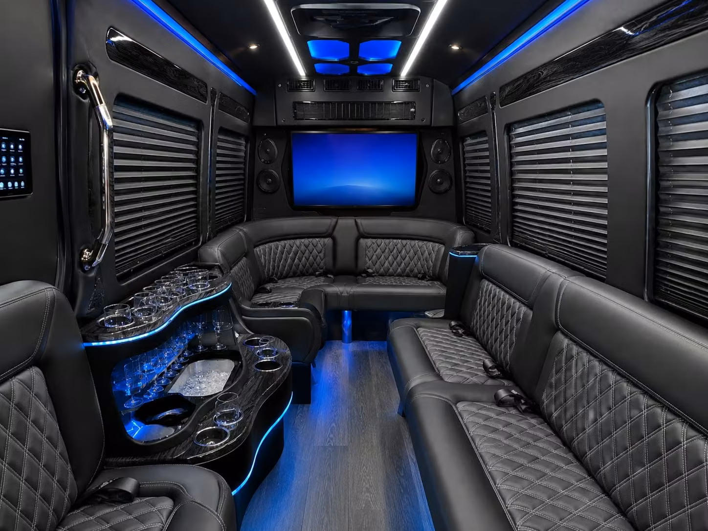 for easy high school and college sports transportation around strongsville