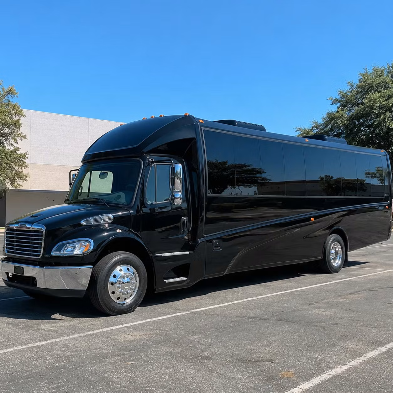 strongsville 28 passenger minibus rental